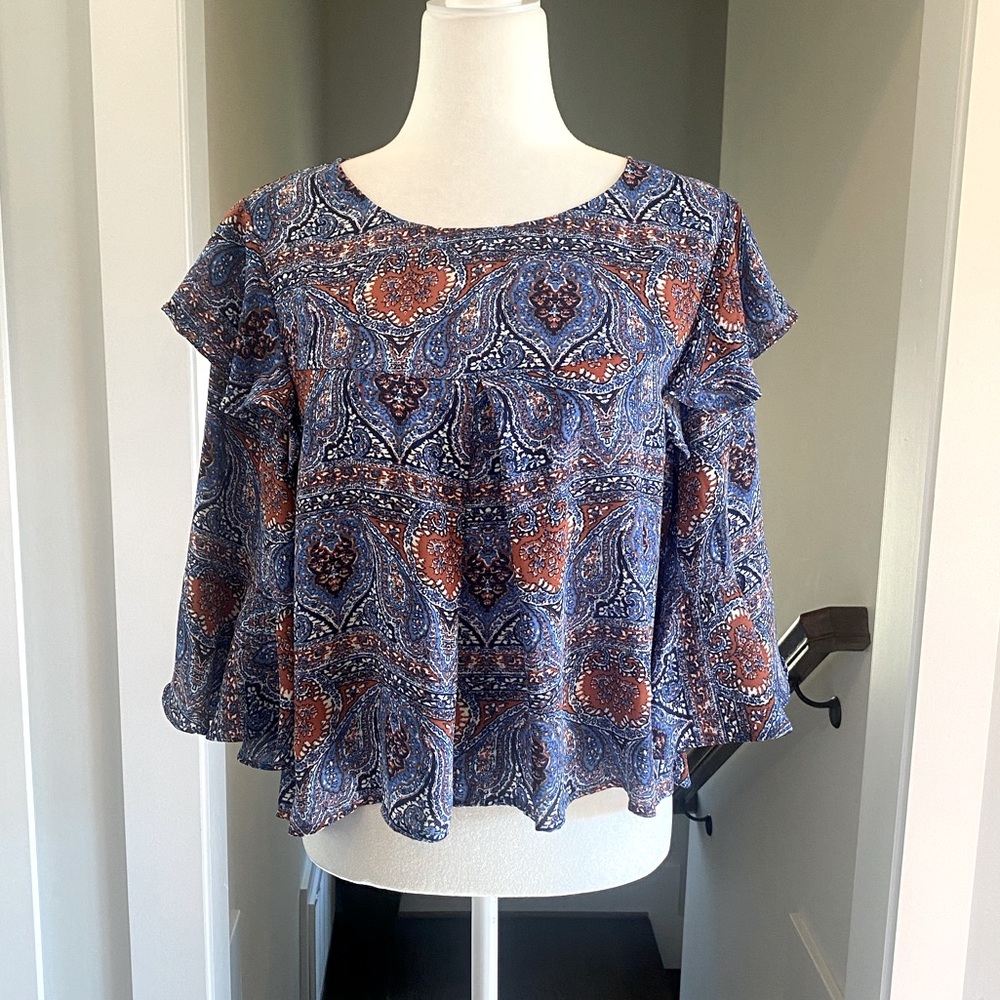Jack by BB Dakota blue print, flair sleeve blouse-size Small